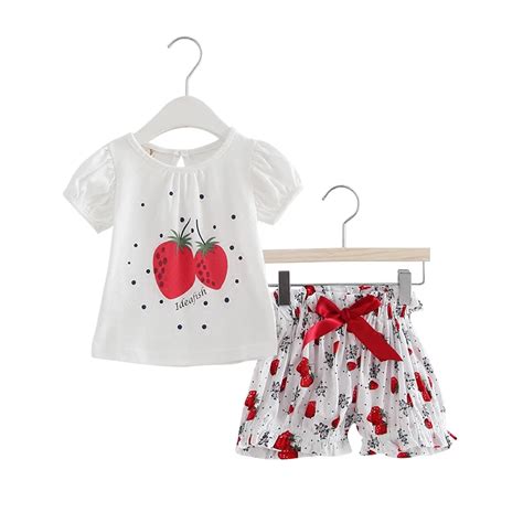 Retail 2018 Summer Newborn Baby Clothing Sets Strawberries Print Kids T