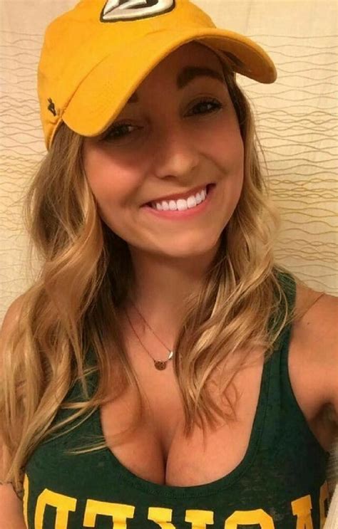 Pin By Mike Firehammer On American Football Green Bay Packers Girl