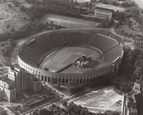 An Aerial View Of Pitt Stadium 1925 1999 Pittsburgh City Pittsburgh