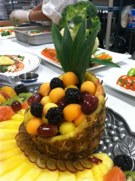 Pineapple Fruit Display Idea Déco Mariage Orange Gâteaux Et Desserts