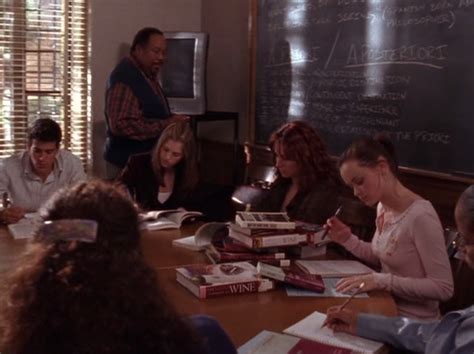 7 Totally Continental Moments In Gilmore Girls