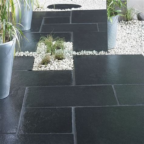 Slate chippings are a versatile ground covering that can be used in multiple areas of the garden. Cheap Deck Ideas | Indian limestone | Indian Limestone ...