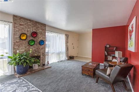 Need advice for friend for color schemes of new house with ...