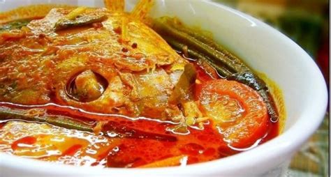 Curry mee juga boleh disampaikan kepada tetamu untuk meneroka atau mungkin hanya kepada keluarga anda. Resepi Kari Ikan Yang Simple Tapi Sedap | Azhan.co