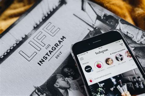 Kolaborasi adalah bentuk kerjasama saling menguntungkan dan efektif menjangkau audiens potensial baru. Cara Menambah Follower Instagram dengan Cepat dan Aman