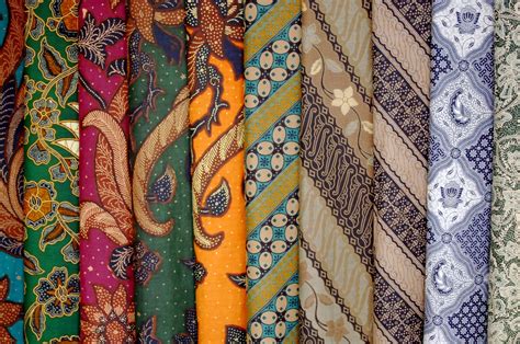 Mengenal Jenis Batik Tips Perawatan Dan Cara Beli Busana Batik