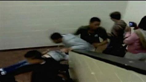 Mid Del School Fight Caught On Video Outrages Mother