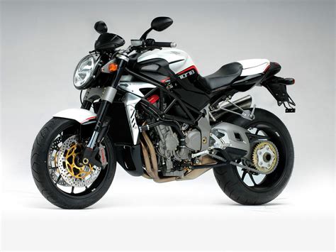 The engine was a cooling with separated liquid and oil radiators cooled four stroke, transverse four cylinder. 2009 MV AGUSTA BRUTALE 1078RR motorcycle wallpaper