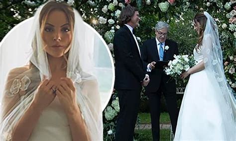 Elizabeth Gillies 27 Marries Michael Corcoran 47 After Postponing