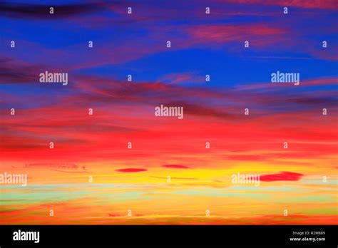 Orange Yellow And Red Sunset Hi Res Stock Photography And Images Alamy