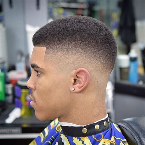This tapered afro for black men is old school. Fade #avedaibw | Men's short Hair | Pinterest | Taper fade ...