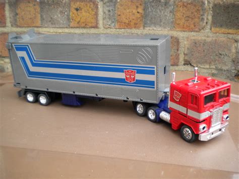 Vintage 1980s Toy Transformers G1 Optimus Prime A Photo On Flickriver