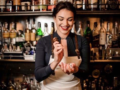 Secrets Bartenders Would Love To Share With Customers