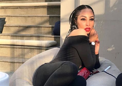 Khanyi mbau is a young and a talented actress. Khanyi Mbau is happy in her new skin