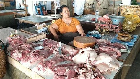 Biasanya kenaikan harga daging mencapai 50% atau lebih dari harga normal. Jelang Galungan, Harga Daging Babi di Buleleng Turun Rp 5 ...