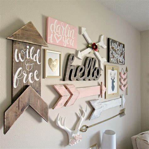 Die Besten 25 Girls Room Wall Decor Ideen Auf Pinterest