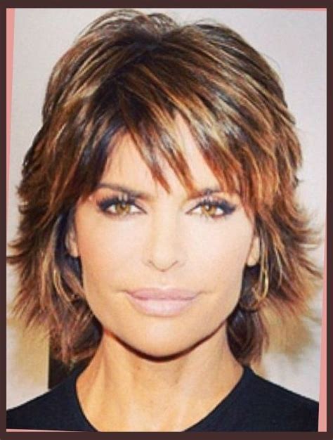 Lisa Rinna On Pinterest Shorter Hair Razor Cuts And Short Hair