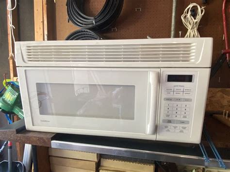 Goldstar Under Cabinet Microwave For Sale In Troy Mi Offerup