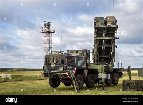 Military Mobile Mim 104 Patriot Surface To Air Missile Sam System