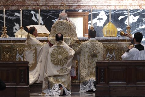 Contrary To Traditionalist Claims Many Catholics Are Fleeing Latin Mass Parishes National
