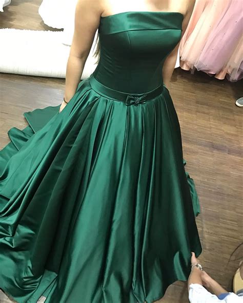 Gorgeous Dark Green Strapless Satin Prom Dress A Line Formal Gown