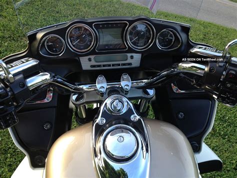 The 2012 my kawasaki vulcan 1700 voyager is a muscular motorcycle designed specifically for long journeys, and which ensures comfort for both the rider and the potential passenger. 2012 Kawasaki Vulcan Voyager 1700