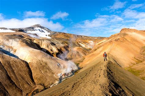 Hiking Kerlingarfjöll Geothermal Area Icelandic Highlands