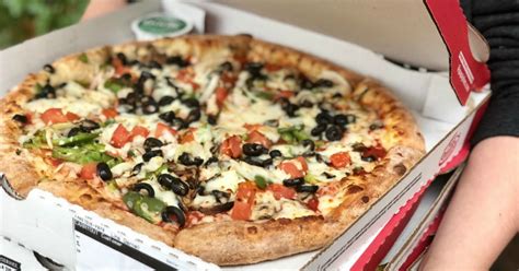 Papa John S Xl 3 Topping Pizza Only 10