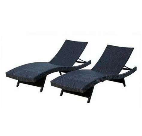 Wicker Blue Poolside Lounger For Outdoor Size 6 X 2 Feet Lxw At Rs 14000 In Delhi