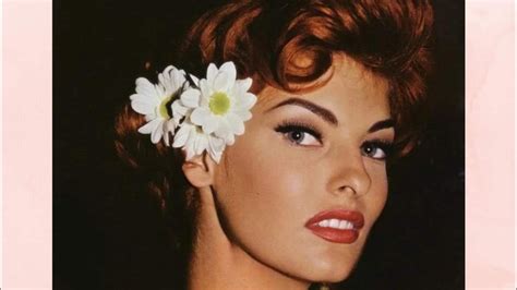 Sexy Photos Of Linda Evangelista Youtube