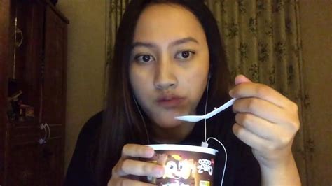 Eating Choco Chips Youtube