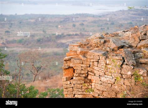 Great Zimbabwe Ruins Masvingo Zimbabwe Stock Photo Alamy