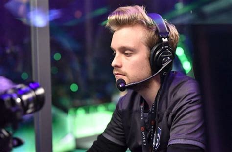 Top 5 Worlds Richest Professional Gamers