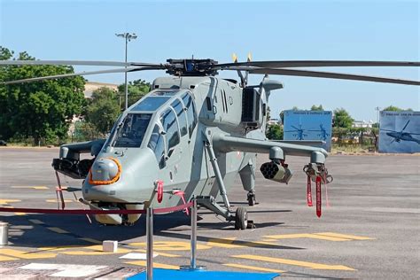 Made In India Light Combat Helicopter Lch Prachand Inducted Into Iaf