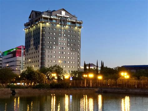 Descubre la nueva aplicación 'sevilla. Hotel Sevilla Center (Spanje Sevilla) - Booking.com