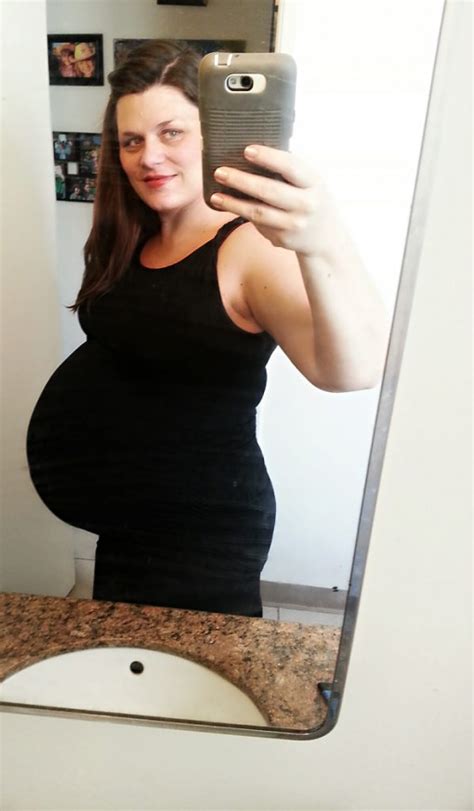 28 Weeks Pregnant With Triplets The Maternity Gallery