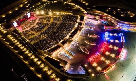 Thousands Throng Al Dana Amphitheatre For Opening Concert The Daily