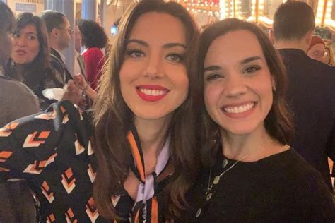 Родилась 26 июня 1984) — американская актриса, комик и продюсер. Aubrey Plaza's Sister Renee Plaza, Find Out What She Does ...