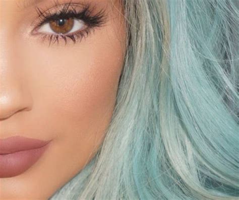 Kylie Jenners Eyelash Secrets Revealed