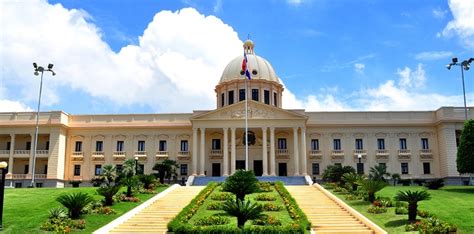 El Palacio Nacional La Casa De Gobierno En La República Dominicana Su