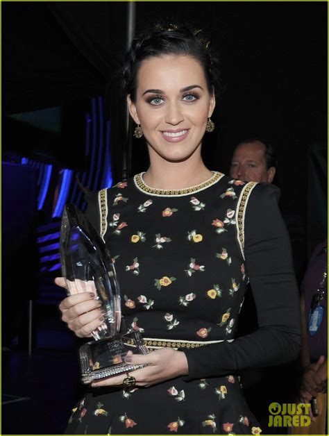 Katy Perry Peoples Choice Awards 2013 Winner Photo 2787927 Katy Perry Photos Just Jared