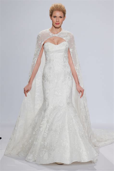 David möchte amy bei der wahl ihres hochzeitskleides unterstützen. Randy Fenoli ~ Die Kollektion des Stars aus Mein perfektes ...