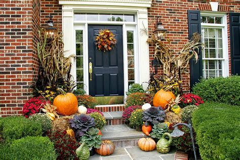 Life And Love Fall Front Porch Decoration Ideas