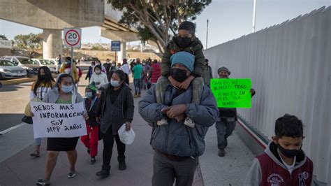 First Asylum Seekers From Mexico Cross Through San Diego County Border