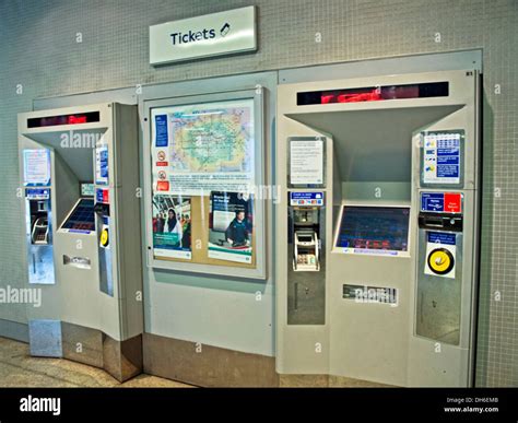 Tube Ticket Machine Hi Res Stock Photography And Images Alamy