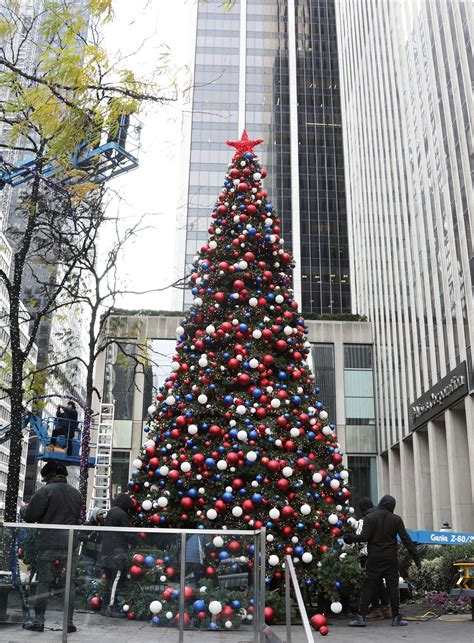 Fox News Christmas Tree Rebuilt After Arson