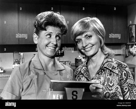 Brady Bunch Ann B Davis Florence Henderson And Now A Word From Our Sponsor Season 3