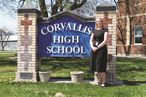 Corvallis principal in running for national award - Bitterroot Star