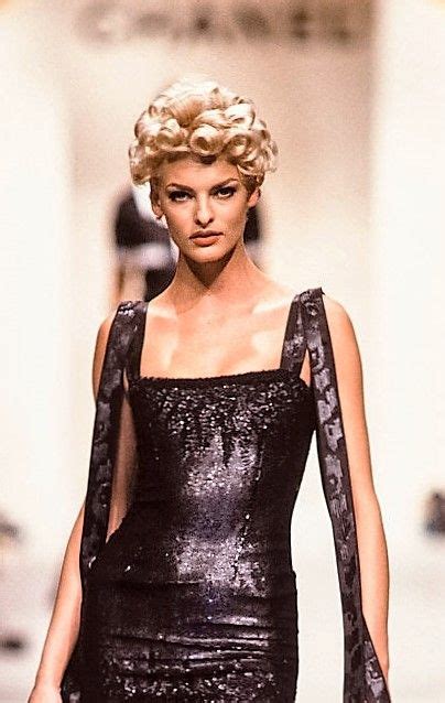 Linda Evangelista Chanel Haute Couture Ss 1991
