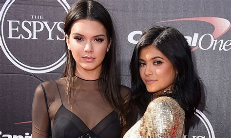 Kendall Jenner Reveals The Truth About Her Relationship With Kylie Jenner Girlfriend